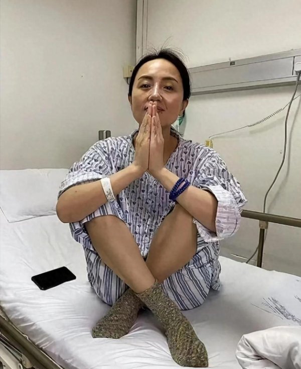 寻牛堂 朱媛媛抗癌失败后，70岁抗癌25年的李雪健，给所有人敲了“警钟”